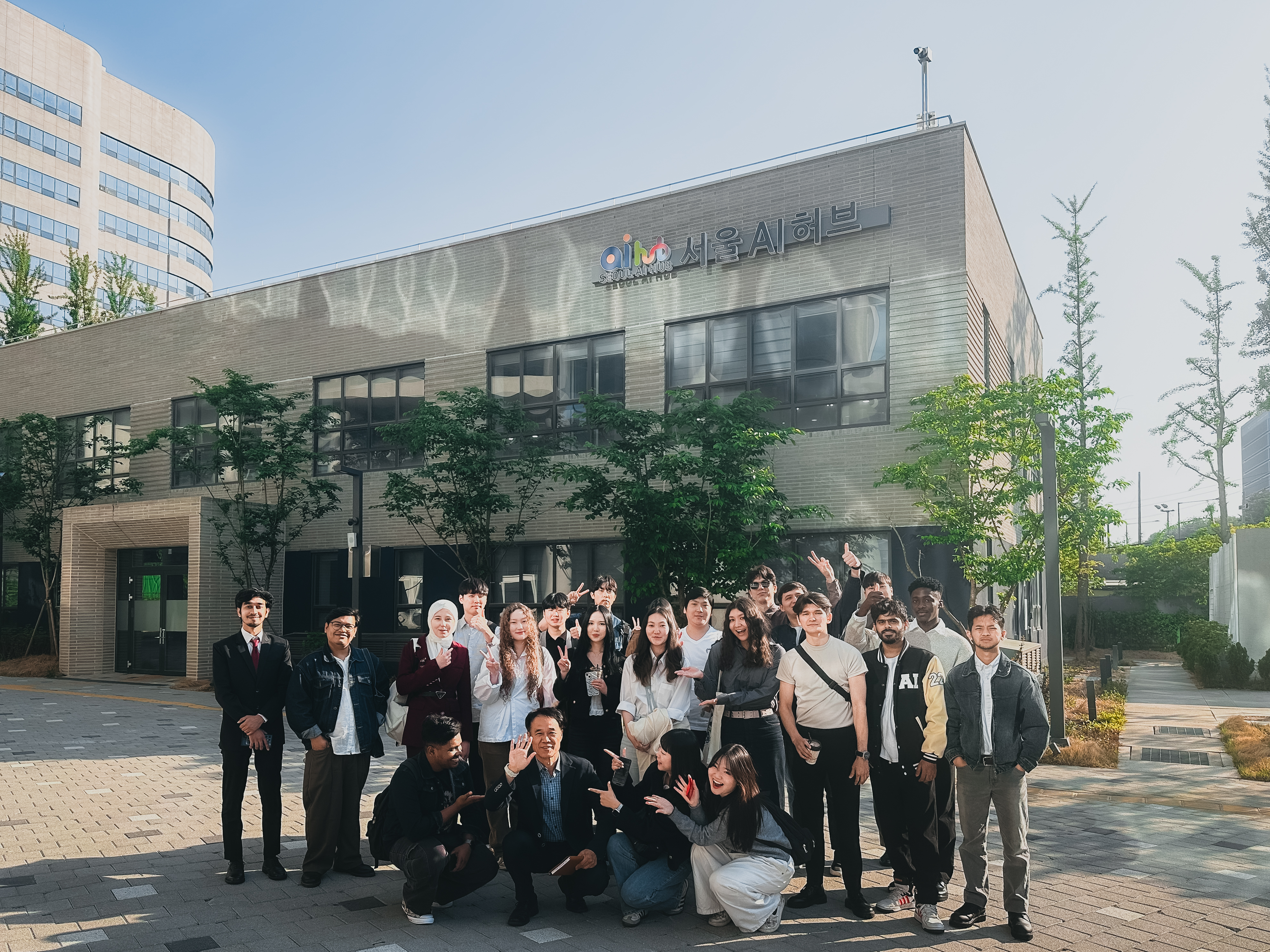 AI & Big Data Students Visit PIASPACE and DK Medical for Industry Insight