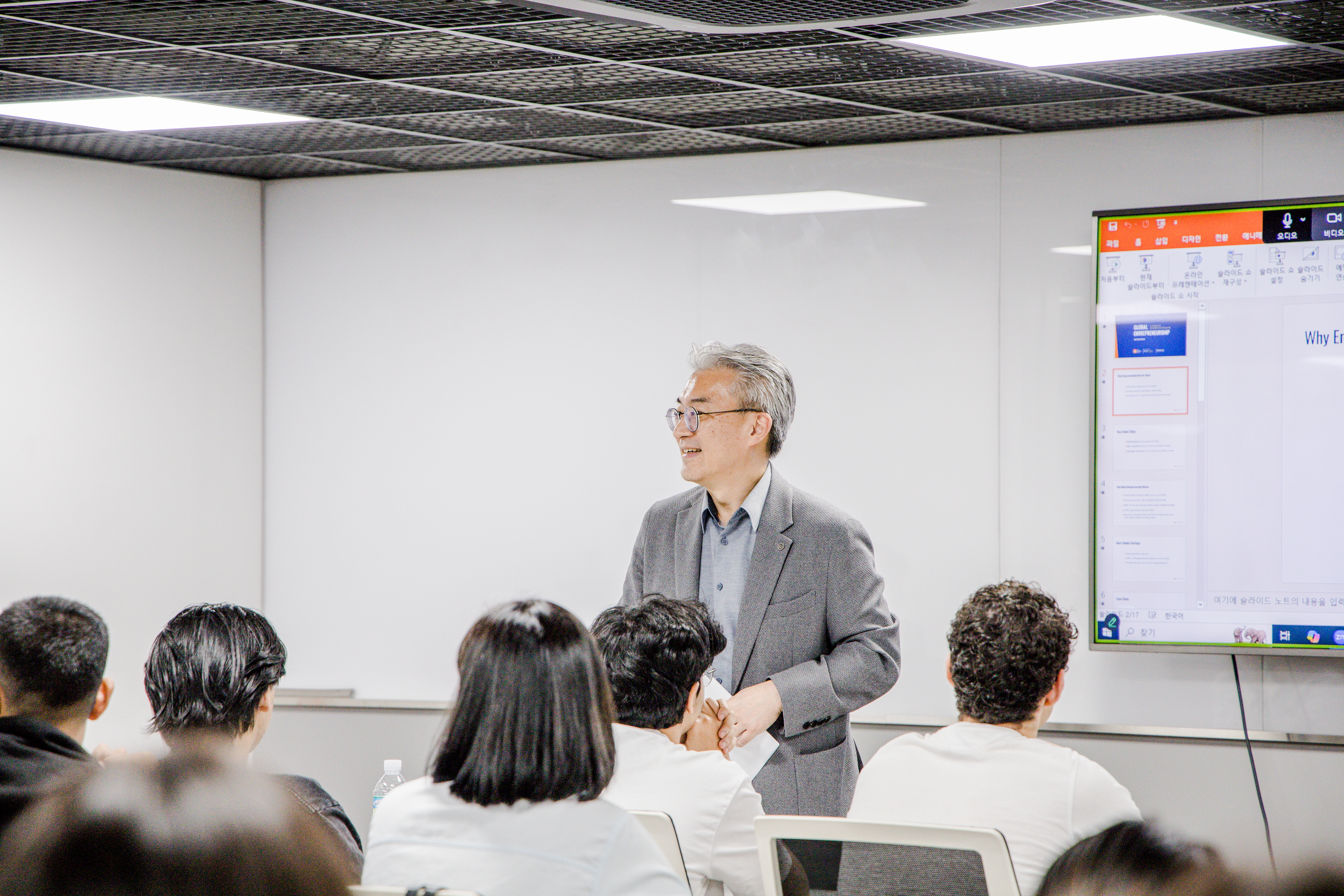 Special Lecture: From Silicon Valley to Global Impact